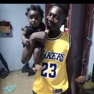 Meet your Posher, Tibienescar